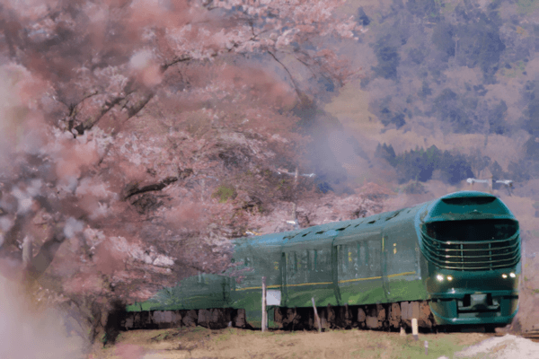 憧れの「TWILIGHT EXPRESS 瑞風」で旅する山陽・山陰西日本の原風景を堪能する4日間 イメージ