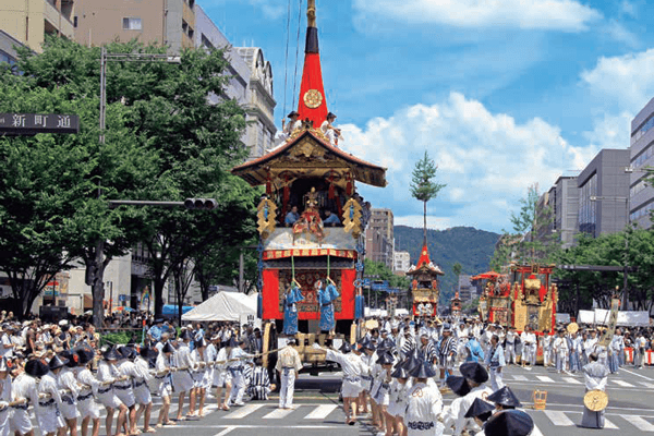 観覧席と京町家（貸切）から祇園祭・前祭山鉾巡行を観賞し 京料理と宵山を満喫する2・3日間 イメージ